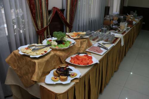 Royal Lodge Hotel (unete)