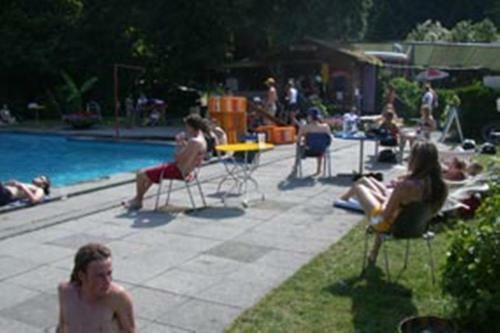 Hostal Funny-farm Backpackers/hotel