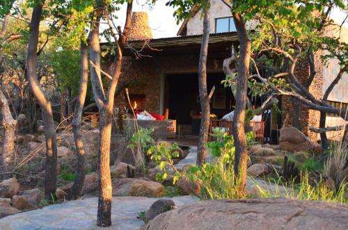 Kukama's Rest At Zebula 317
