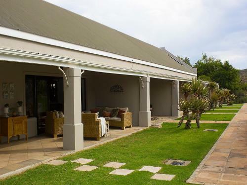 Villa Swartberg Private Game Lodge