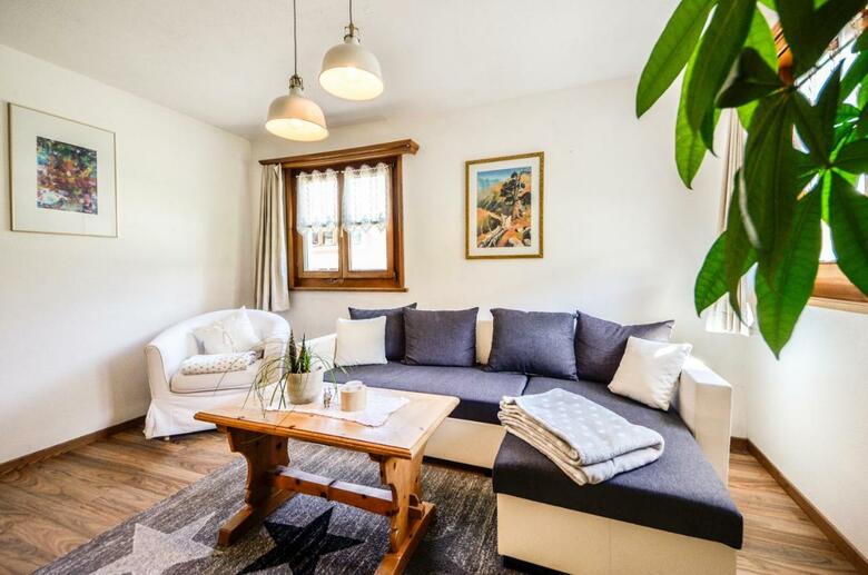 Apartamento Chasa Curtins