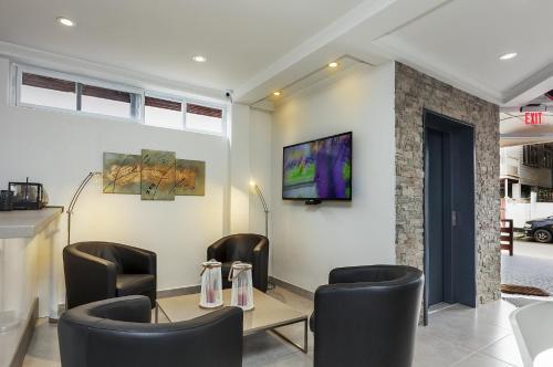 Q-inn Boutique Hotel