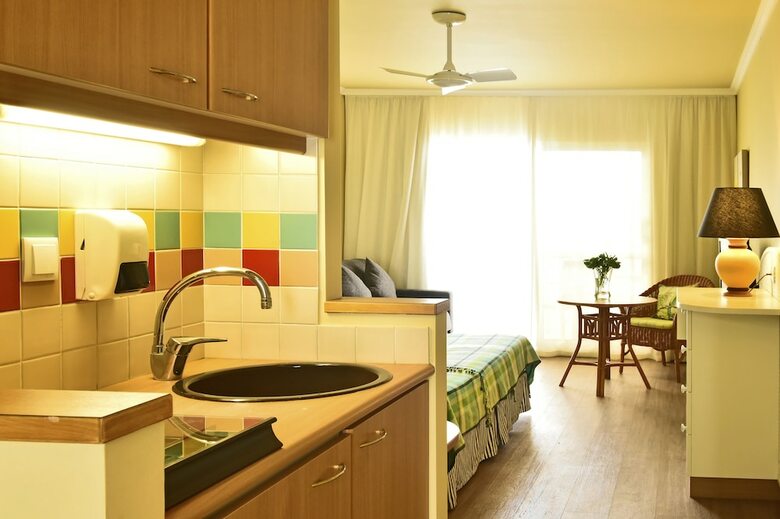 Pestana Bay Ocean Aparthotel - All Inclusive