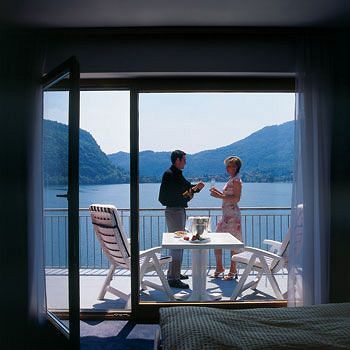 Tresa Bay Hotel