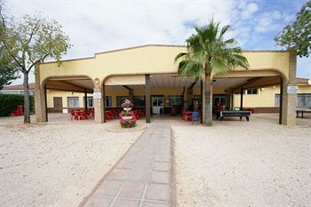Apartamentos Camping Carlos III