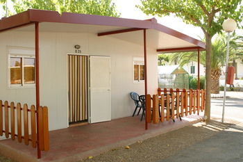 Apartamentos Camping Carlos III