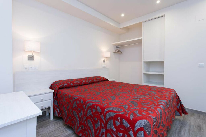 Hostal Sol Y Miel
