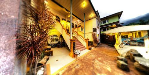 Sun Lu Holiday Homestay