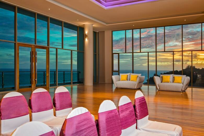 Hotel Wyndham Grand Phuket Kalim Bay