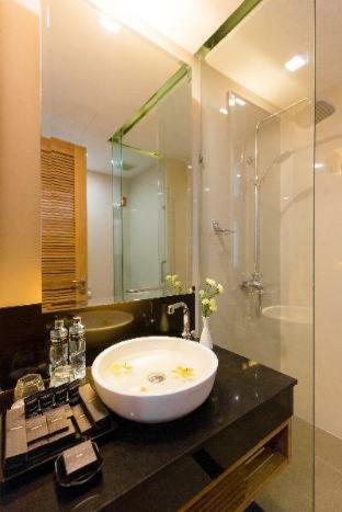 Hotel Wyndham Grand Phuket Kalim Bay