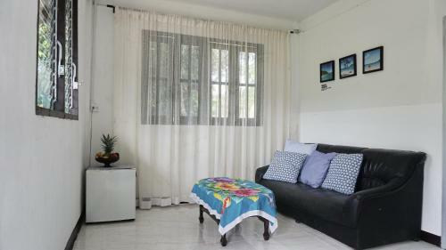 Hostal Yanui Beach Hideaway