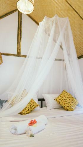 Hostal Yanui Beach Hideaway