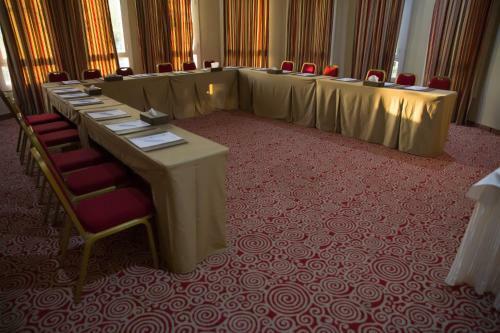 Hotel Golden Tulip Taj Sultan