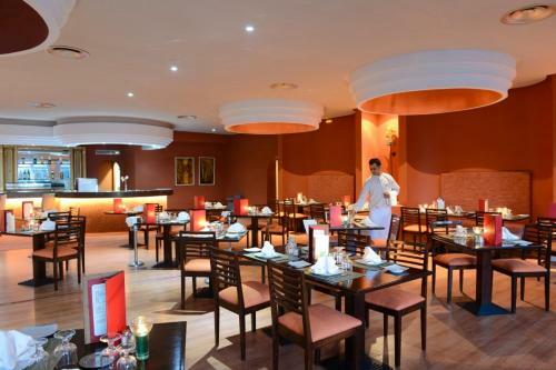 Hotel Golden Tulip Taj Sultan