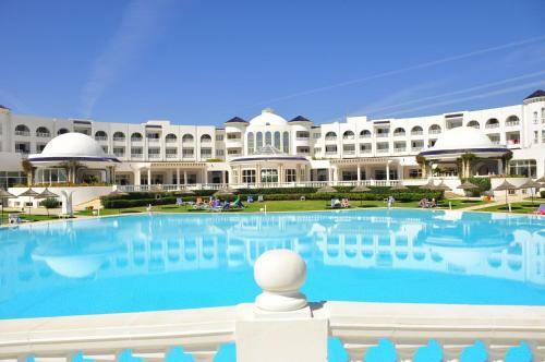 Hotel Golden Tulip Taj Sultan