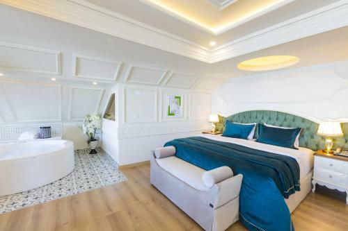 Andalouse Elegant Suite Hotel