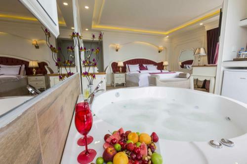 Andalouse Elegant Suite Hotel