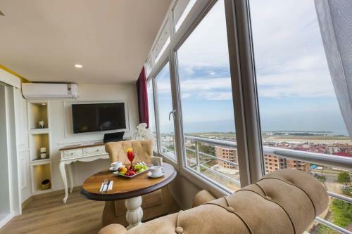 Andalouse Elegant Suite Hotel