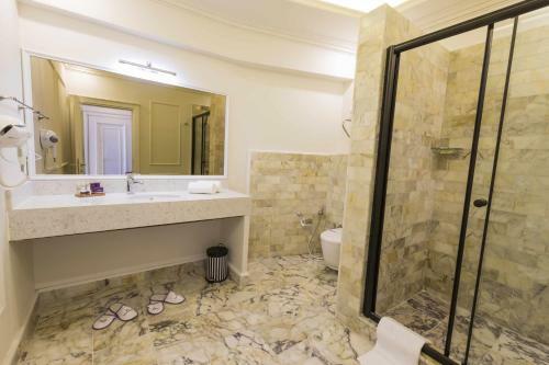 Andalouse Elegant Suite Hotel