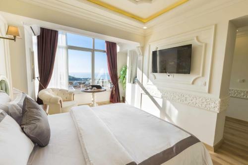 Andalouse Elegant Suite Hotel