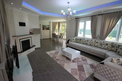 Villa Phoenix