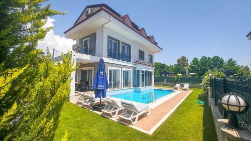 Villa Phoenix