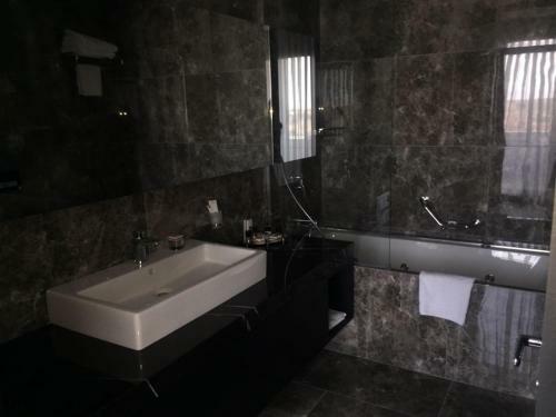 Mia City Hotel