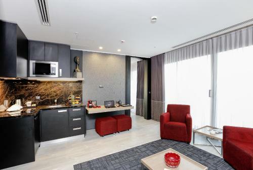 Mia City Hotel