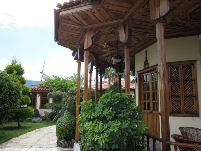 Asur Hotel & Aparts & Villas