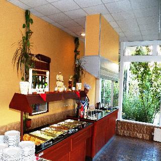 Residencia Joya Park Complex