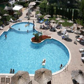 Residencia Joya Park Complex