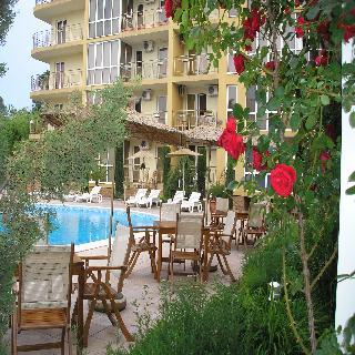 Residencia Joya Park Complex