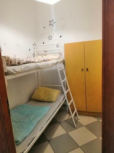 Apple Hostel