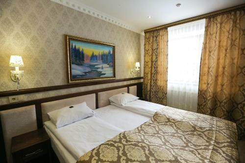 Home Hotel