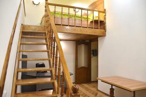 Apartamento 2-level Apt On Kovzhuna Str.