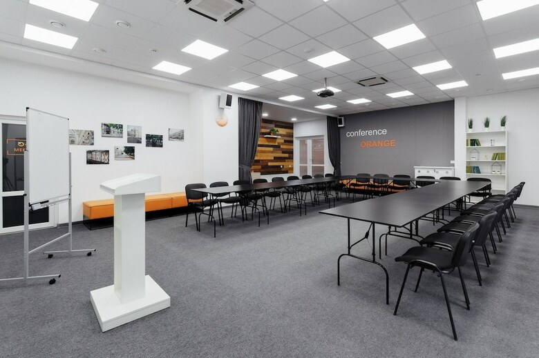 Orange Hotel