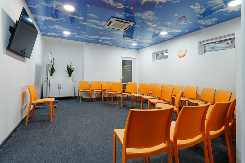 Orange Hotel