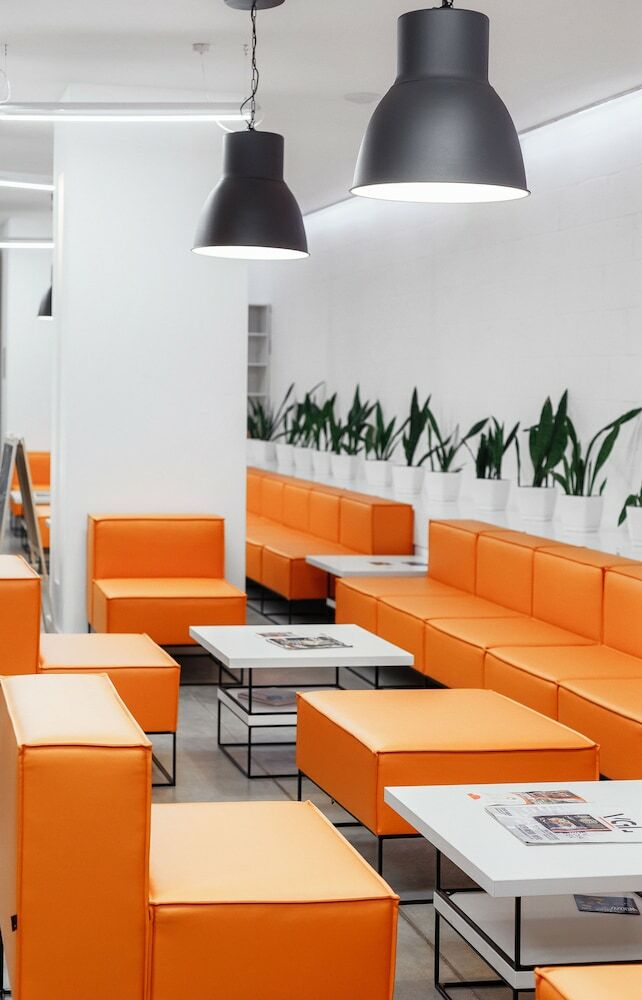 Orange Hotel