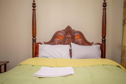 Albertine Tourist Hotel