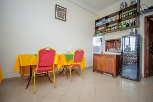 Albertine Tourist Hotel