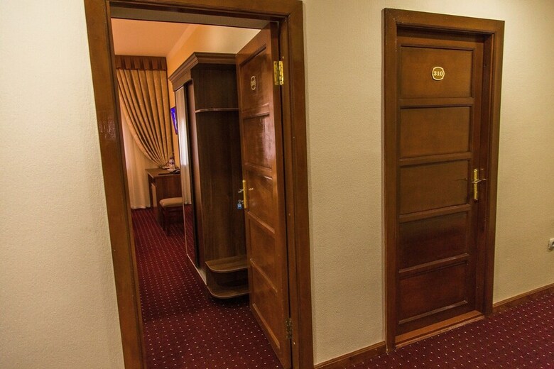Hotel Grand Art