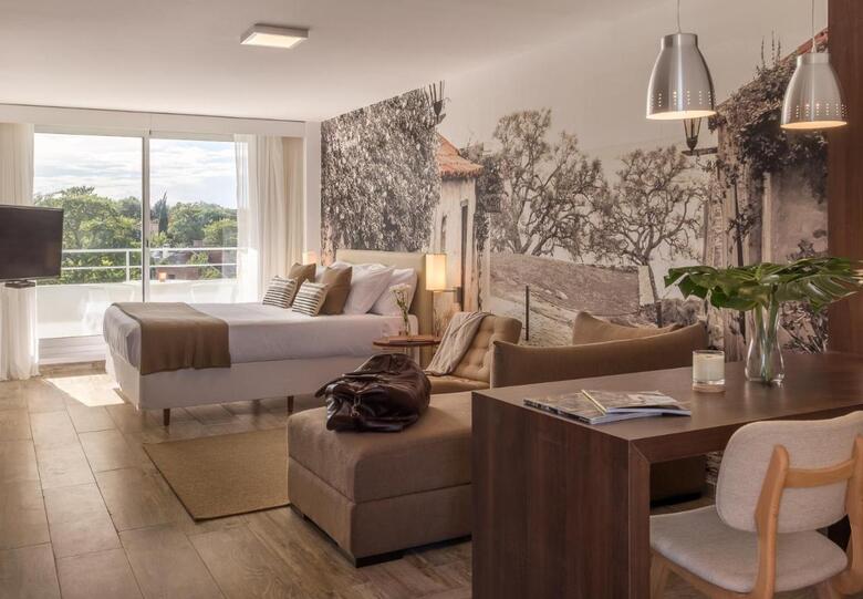 Hotel Dazzler Colonia