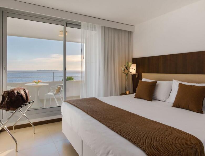 Hotel Dazzler Colonia