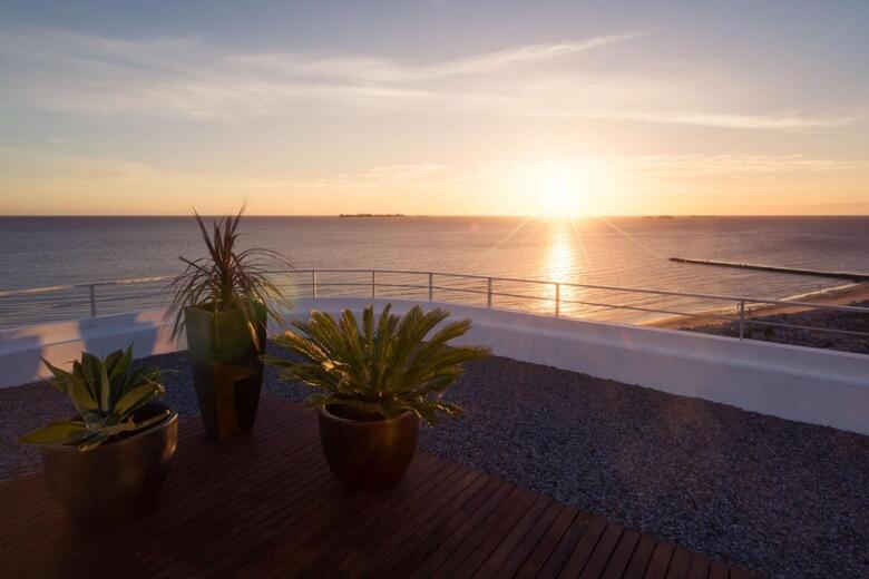Hotel Dazzler Colonia