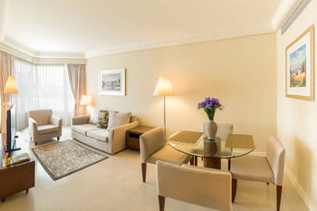 Hotel Harbour Plaza Metropolis