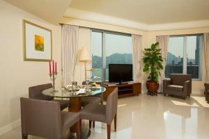 Hotel Harbour Plaza Metropolis