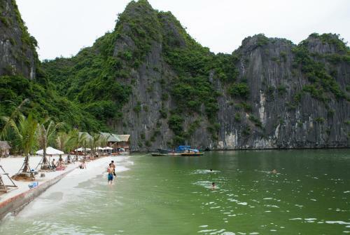 Imperial Legend Cruise Ha Long