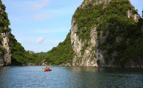 Imperial Legend Cruise Ha Long