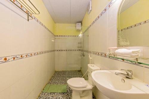 Bougain Villeas Homestay