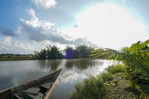 Bed & Breakfast Windy River Homestay